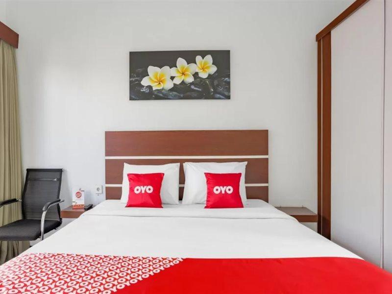 Oyo 3852 Valomia Guest House Denpasar Kültér fotó
