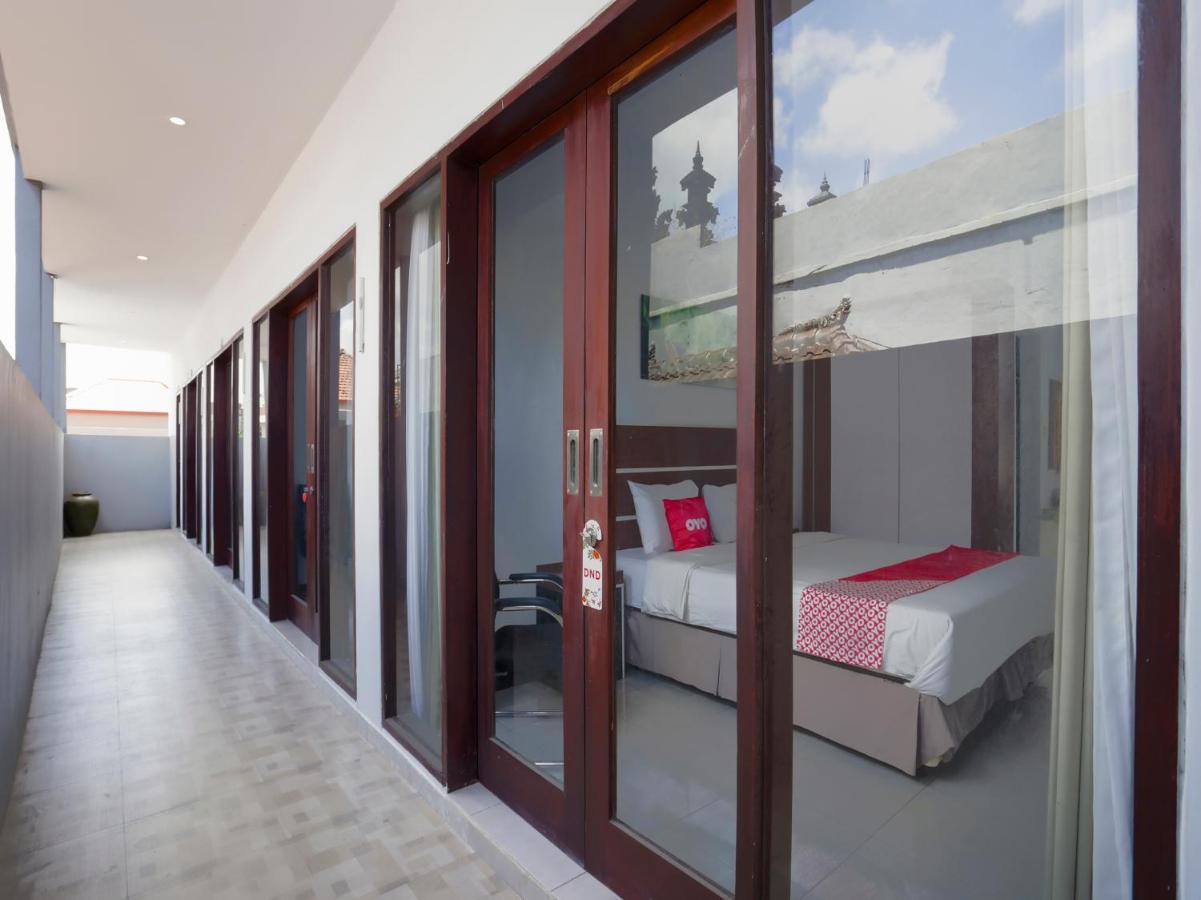 Oyo 3852 Valomia Guest House Denpasar Kültér fotó