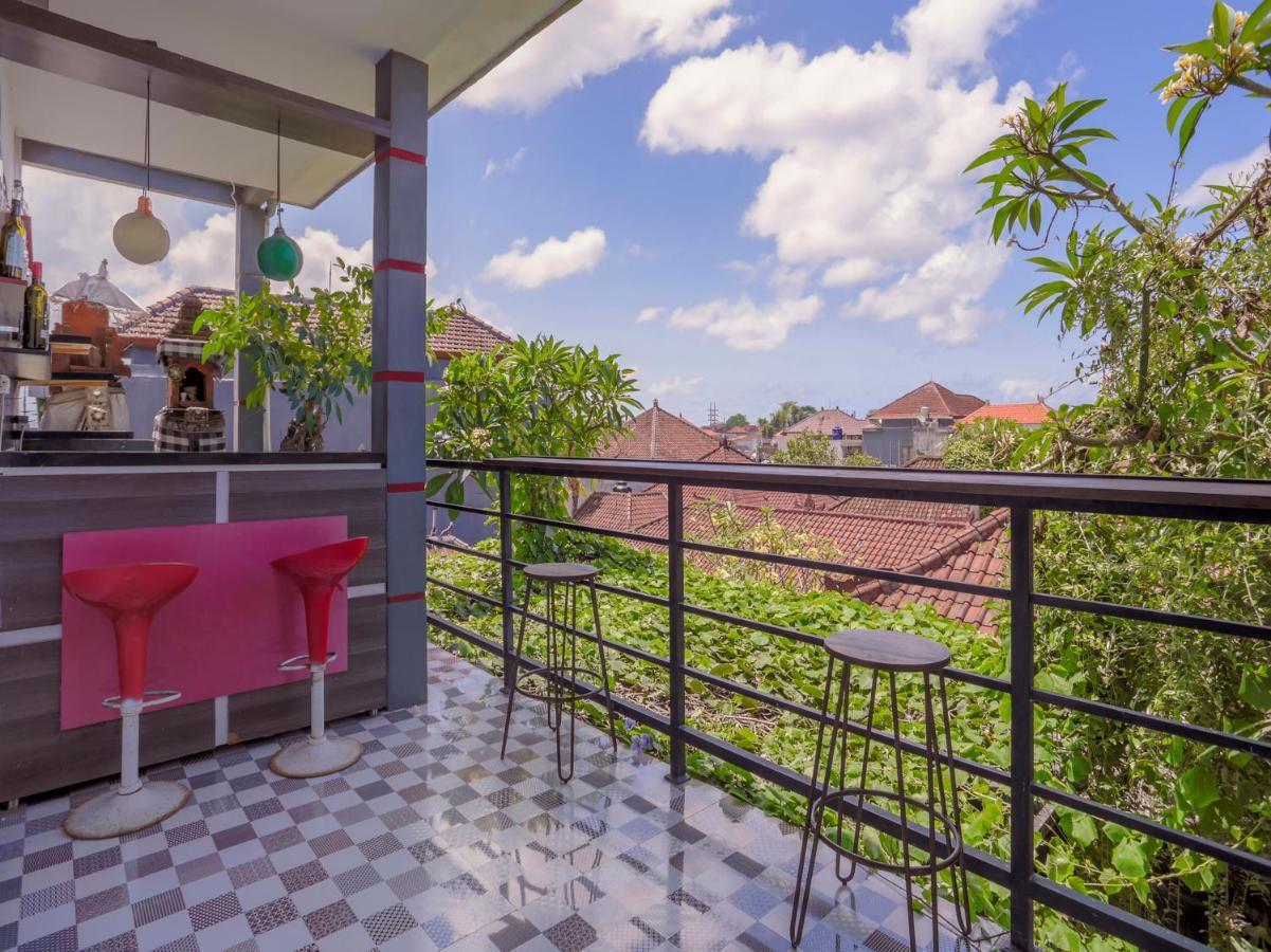 Oyo 3852 Valomia Guest House Denpasar Kültér fotó